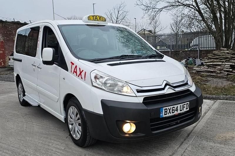 Used Citroën Dispatch 125 HP (91 kW) 2015 White MPV