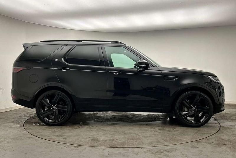 Used Land Rover Discovery 5 HSE Dynamic 296 HP (217 kW) 2024 Black SUV