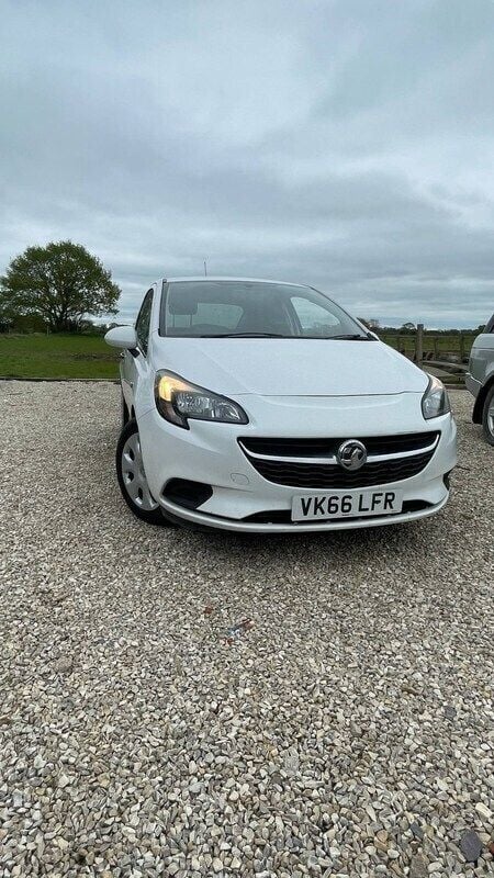 White Used 2016 Vauxhall Corsa Van | £2,995 (Fair price) - Image 1/4