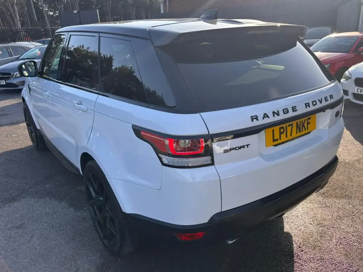 Second-hand Land Rover Range Rover Sport HSE 306 CP (225 kW) 2017 Alb SUV