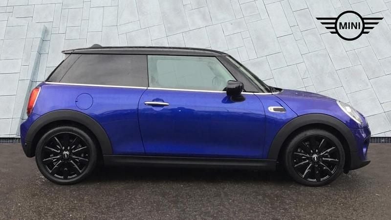 Used Mini Cooper Exclusive 134 HP (98 kW) 2020 Blue Hatchback