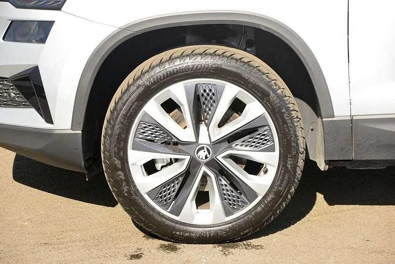 Used Skoda Karoq SE L 150 HP (110 kW) 2025 Brilliant silver metallic SUV