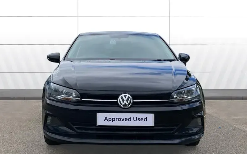 Used VW Polo SE 65 HP (47 kW) 2018 Black Hatchback
