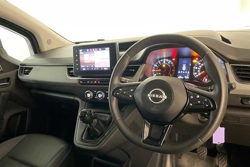 Used Nissan Townstar Acenta 130 HP (95 kW) 2023 White Van