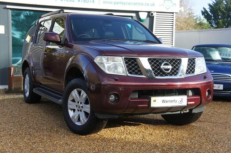 Used Nissan Pathfinder 171 HP (125 kW) 2007 Red SUV