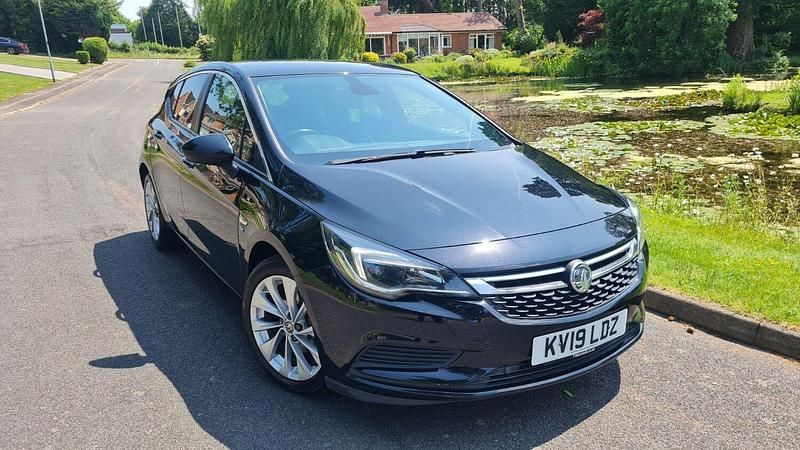 Used Vauxhall Astra 150 HP (110 kW) 2019 Black Hatchback
