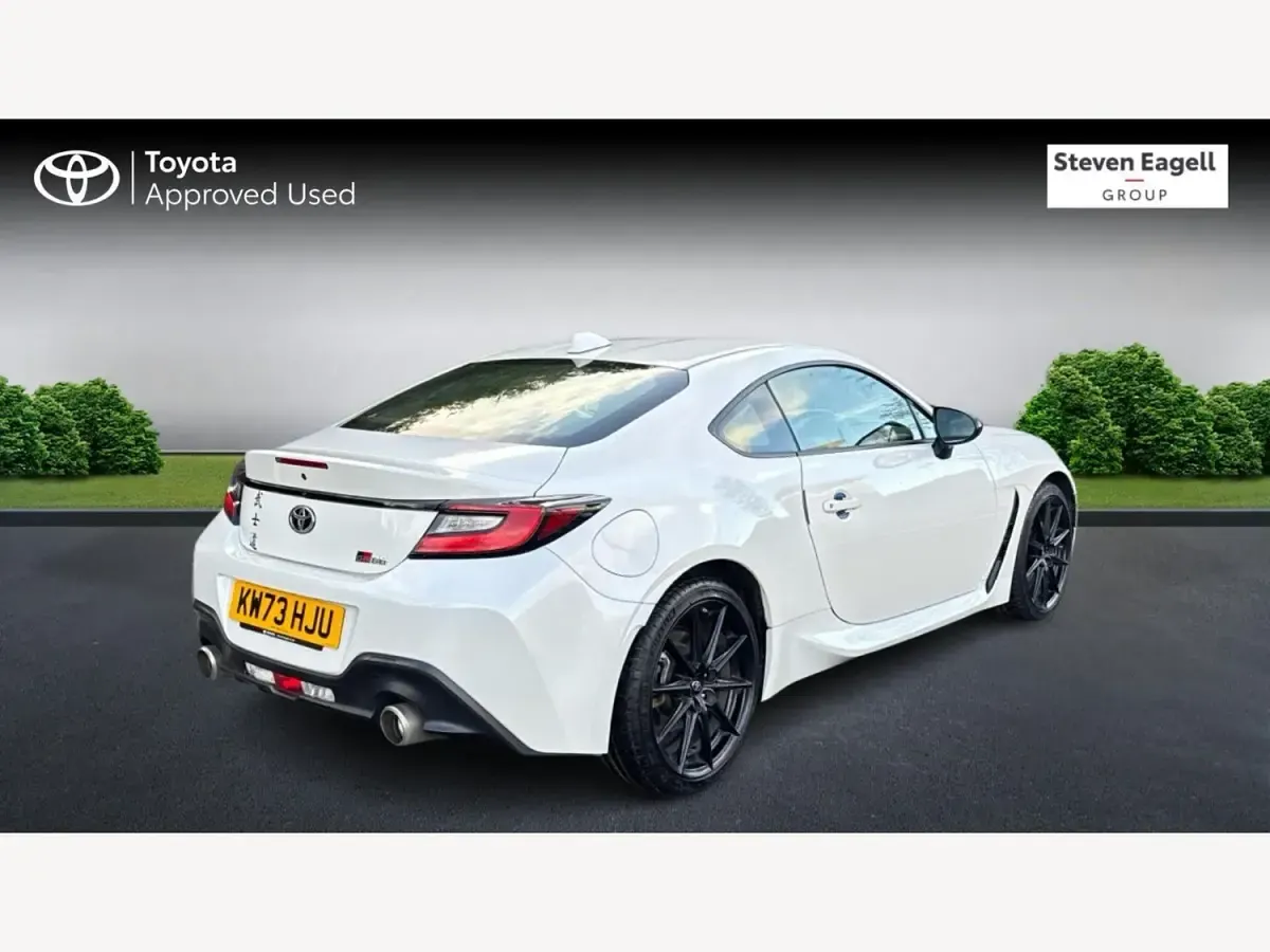 Usado Toyota GR86 234 CV (172 kW) 2023 Blanco Coupe