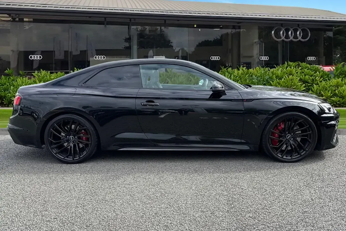 Usado Audi RS5 Design 450 CV (330 kW) 2023 Negro Coupe