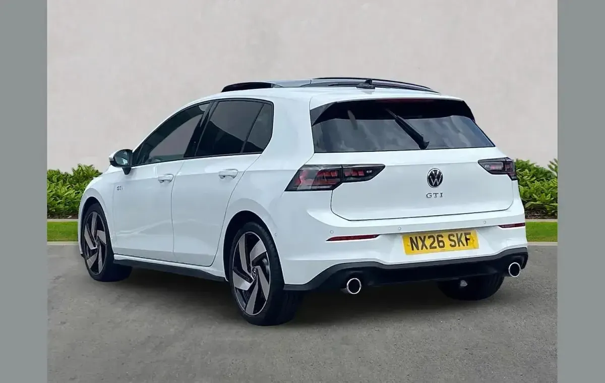 New VW Golf VIII GTI 265 HP (194 kW) 2026 White Hatchback