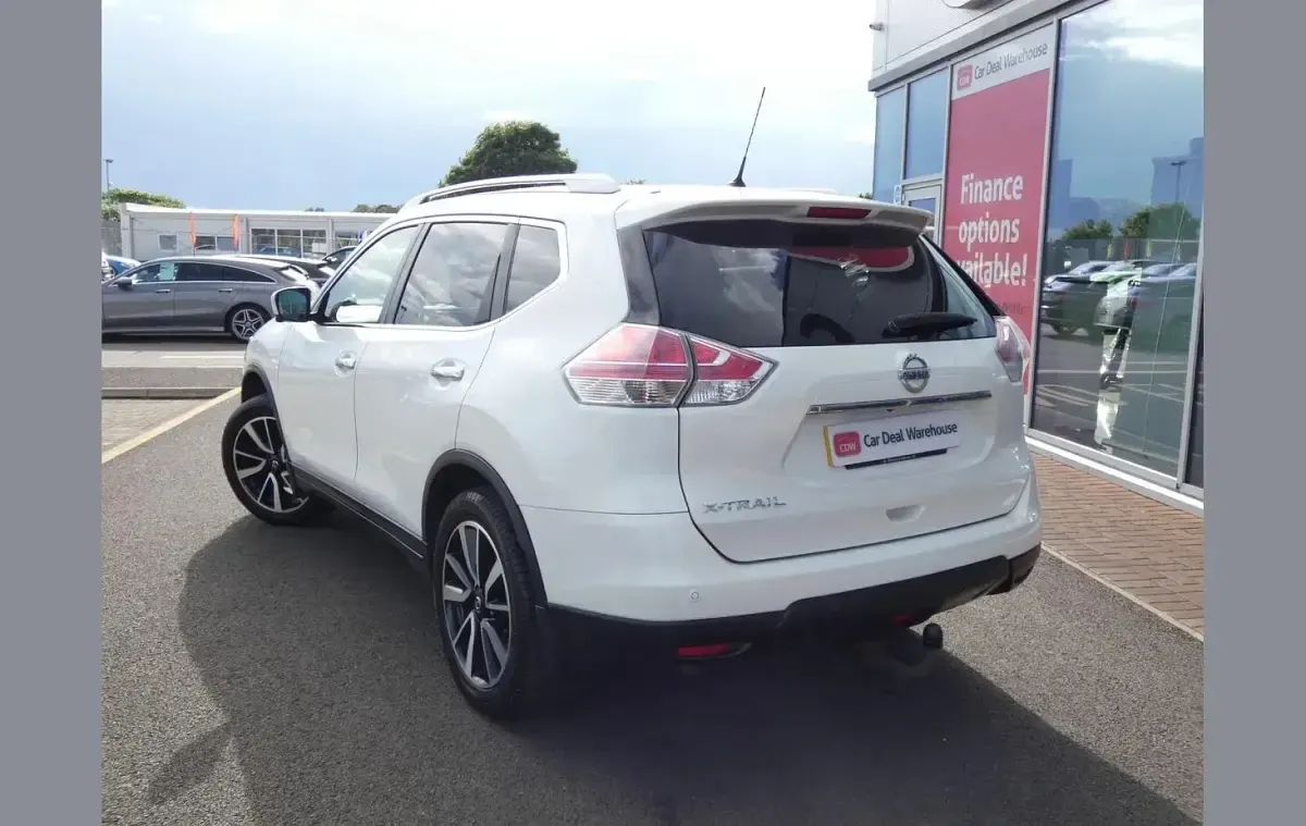 Used Nissan X-Trail Tekna 130 HP (95 kW) 2016 White SUV