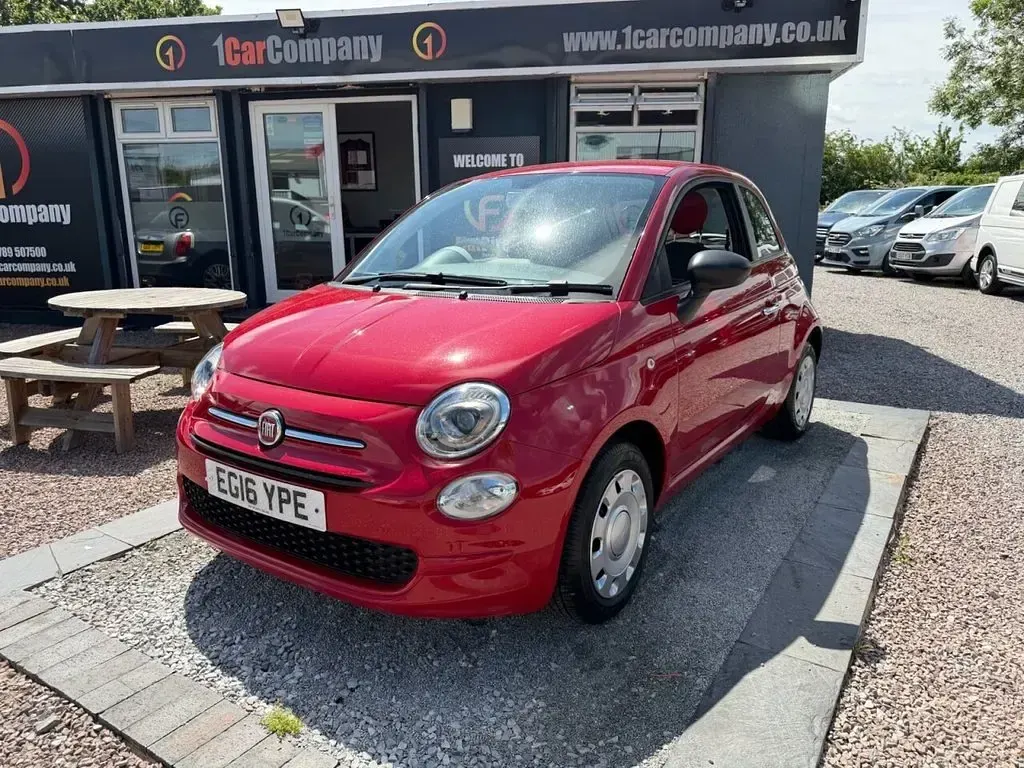 Used Fiat 500 Pop 69 HP (50 kW) 2016 Red Hatchback