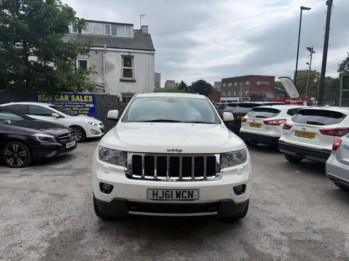 Used Jeep Grand Cherokee Limited 2011 White SUV