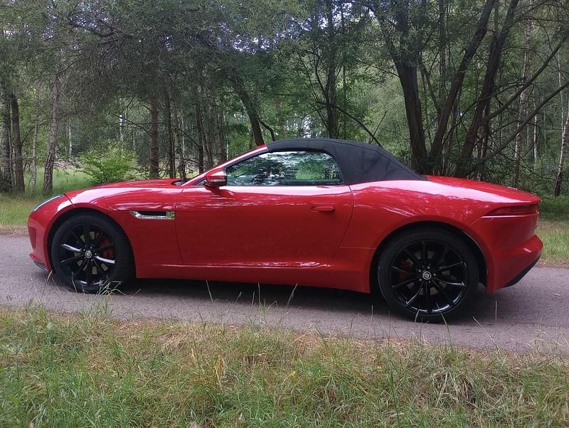 Used Jaguar F-Type Supercharged 2013 Red Cabriolet