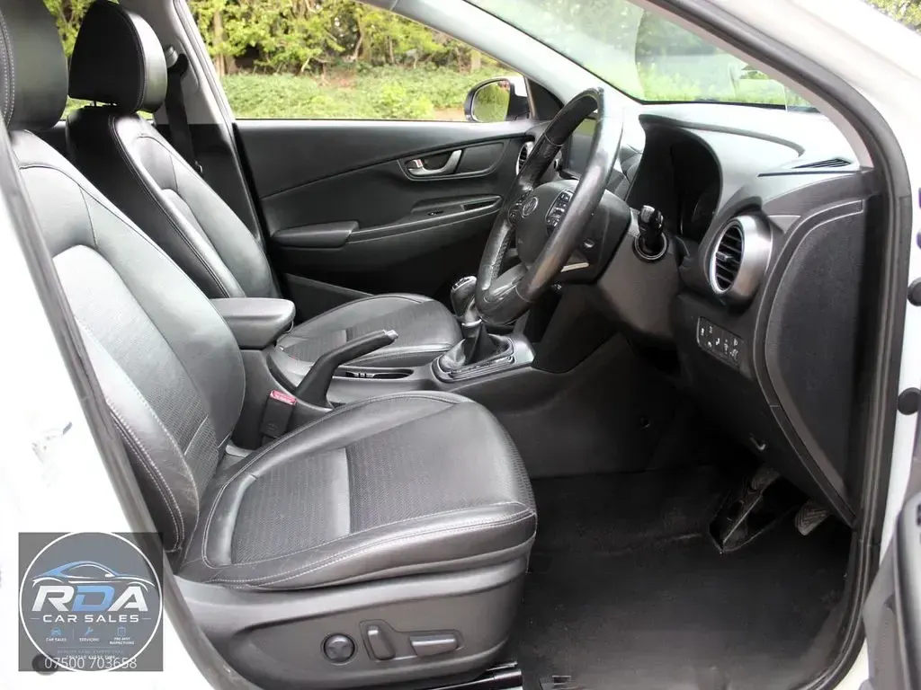 Used Hyundai Kona Premium SE 120 HP (88 kW) 2020 White SUV