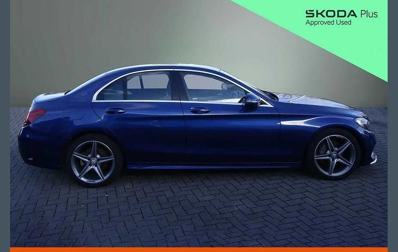 Used Mercedes C220 AMG line 168 HP (123 kW) 2019 Blue Sedan