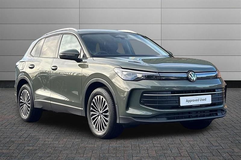 Used VW Tiguan Match 150 HP (110 kW) 2026 Cipressino green SUV