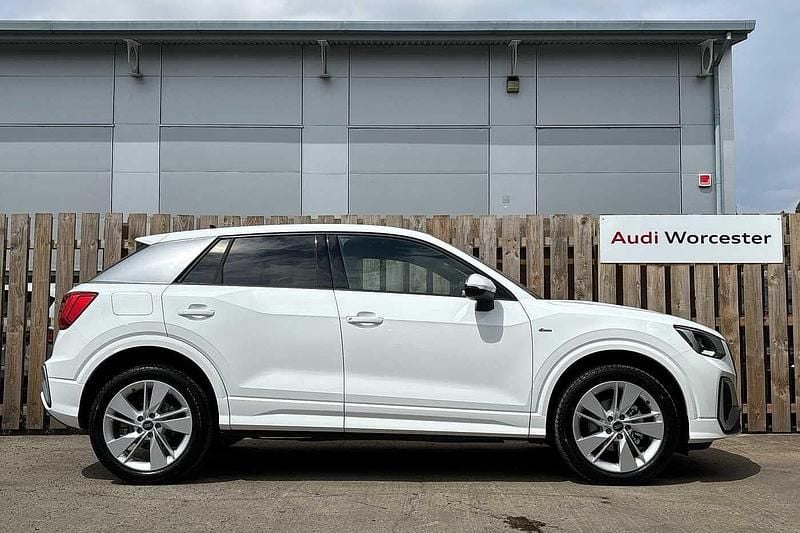 Used Audi Q2 S-Line 150 HP (110 kW) 2025 Arkona white SUV