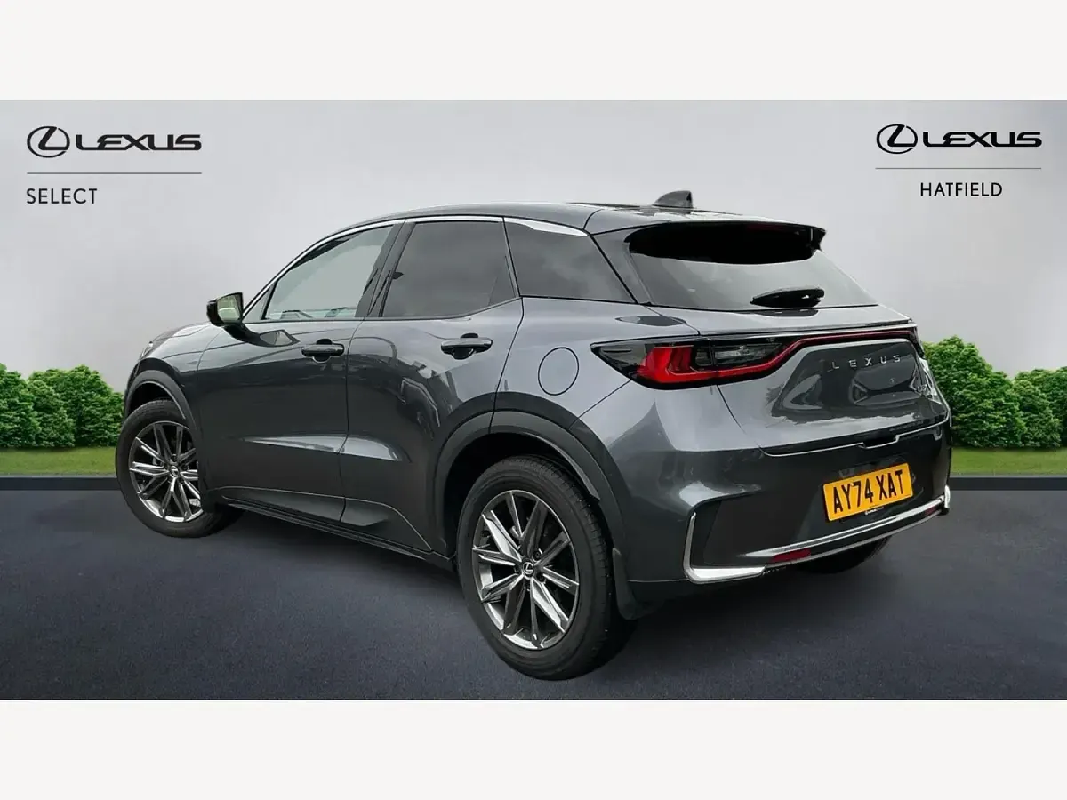 Used Lexus LBX 136 HP (100 kW) 2024 Grey SUV