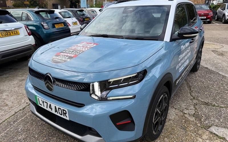 Used Citroën e-C3 83 kW (113 HP) 2024 Blue Hatchback