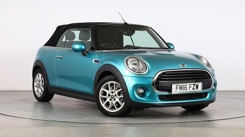 Green Used 2016 Mini Cooper Hatchback | £11,500 (Good price) - Image 1/4