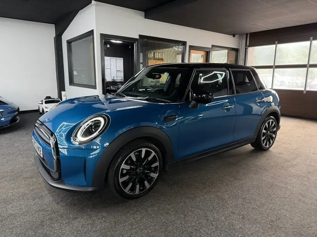 Used Mini Cooper Exclusive 136 HP (100 kW) 2022 Blue Hatchback