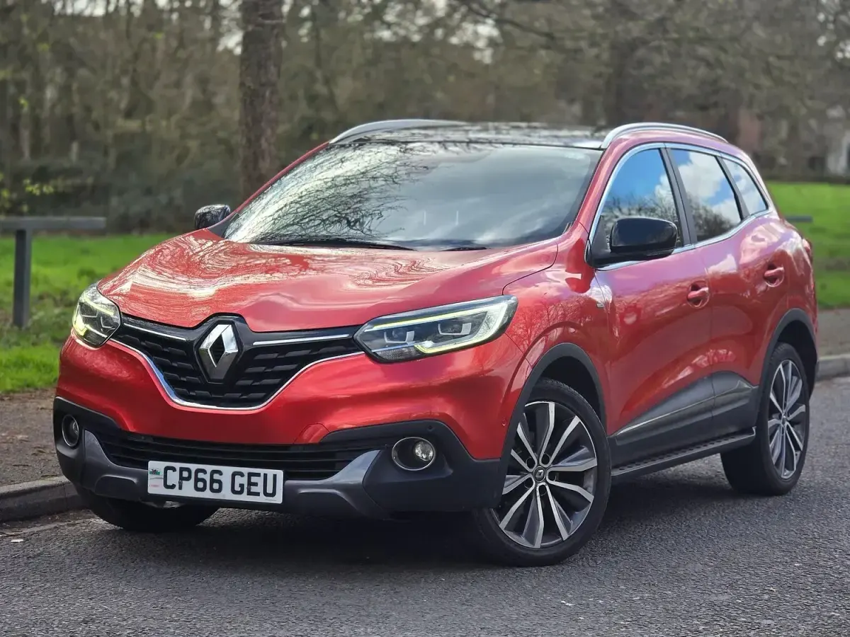 Used Renault Kadjar Signature 130 HP (95 kW) 2016 Red SUV