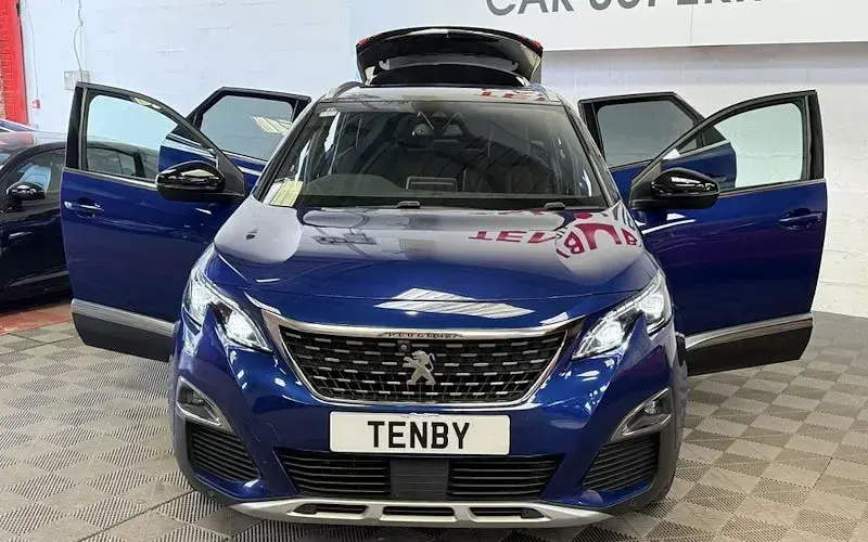 Used Peugeot 3008 GT-line 181 HP (133 kW) 2019 Blue SUV