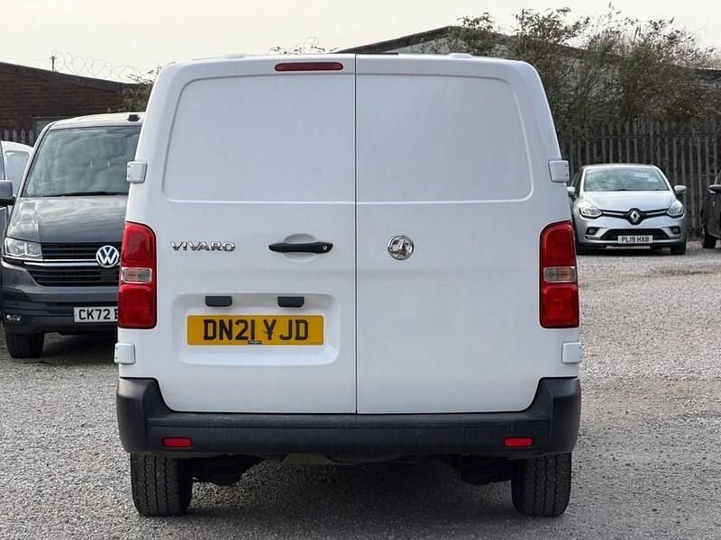 Used Vauxhall Vivaro S 2021 White MPV
