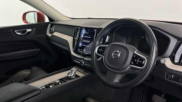 Used Volvo XC60 Inscription 247 HP (181 kW) 2021 SUV