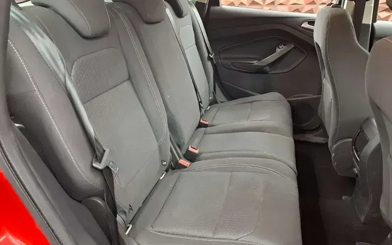 Used Ford Kuga Zetec 120 HP (88 kW) 2017 Red SUV