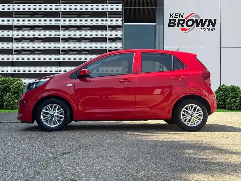 Used Kia Picanto 2022 Red Hatchback