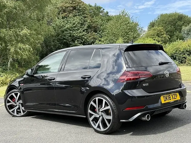 Used VW Golf VII GTI 230 HP (169 kW) 2018 Black Hatchback