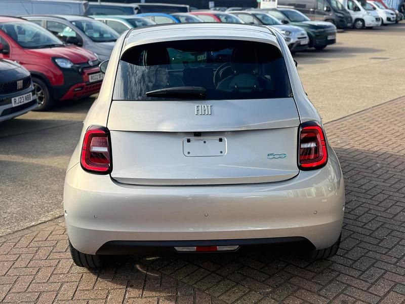 New Fiat 500e 85 kW (116 HP) 2025 Brown Hatchback