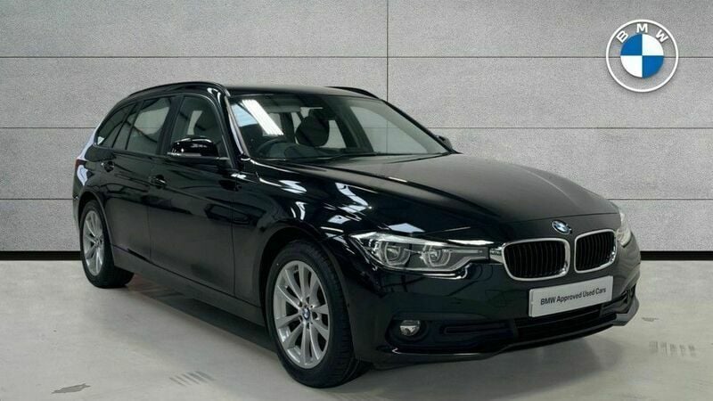 Black Used 2018 BMW 320 Comfort Edition Estate | £15,581 (Super price) - Image 1/4