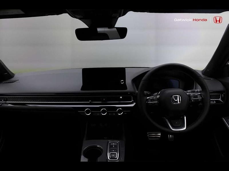 Used Honda Civic Advance 141 HP (103 kW) 2025 Black Hatchback