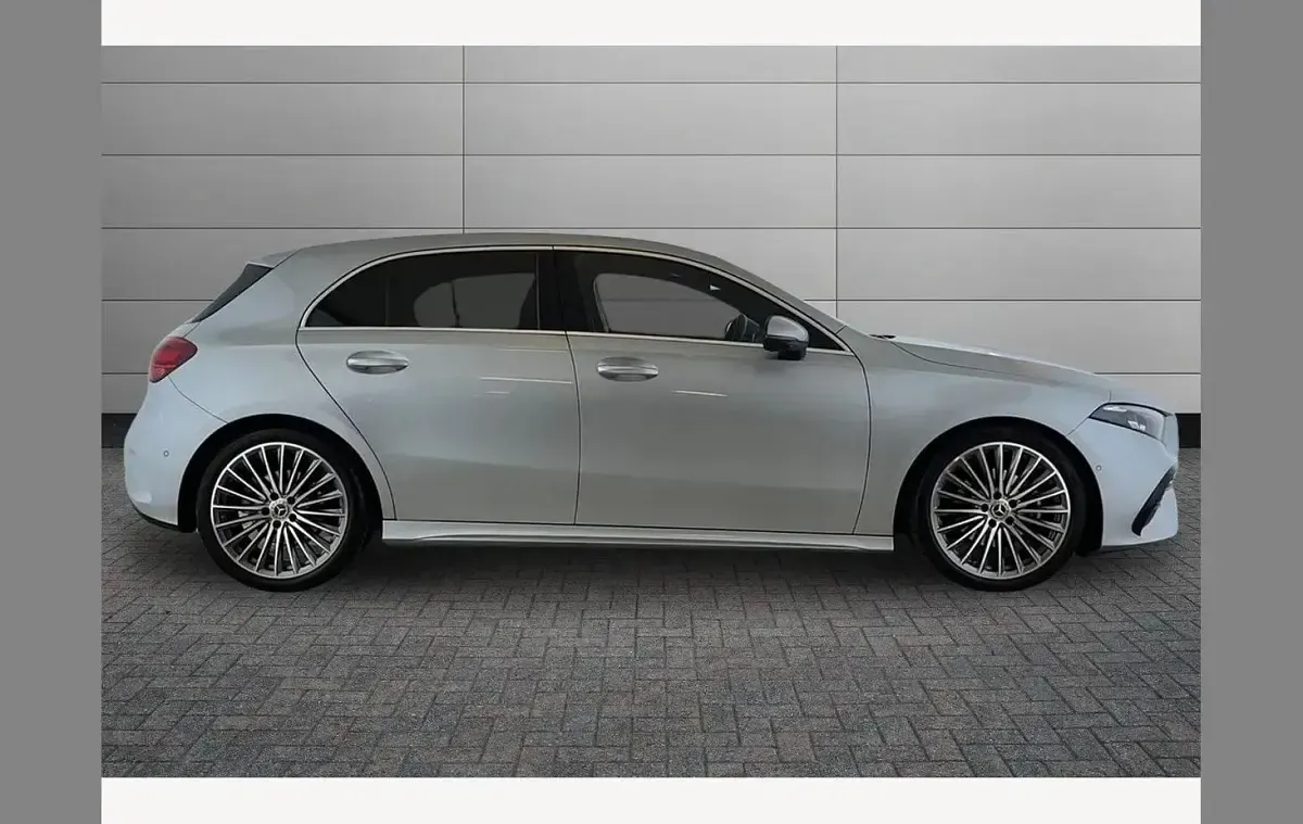 Used Mercedes A200 AMG Line Premium Plus 175 HP (128 kW) 2025 Silver Hatchback