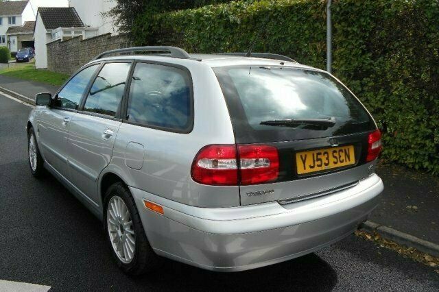 Used Volvo V40 115 HP (84 kW) 2004 Estate