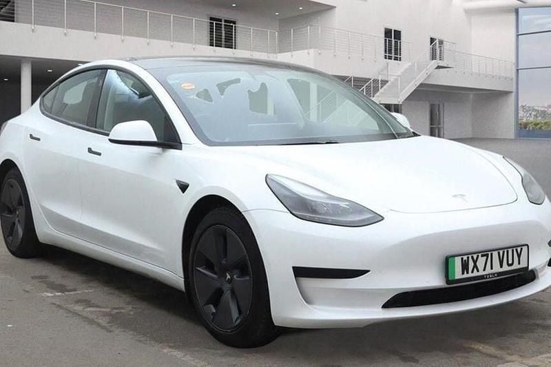 Used Tesla Model 3 Standard Range Plus 366 kW (498 HP) 2021 Sedan