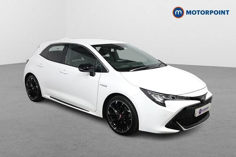 White Used 2021 Toyota Corolla Sport Hatchback | £18,699 (Good price) - Image 1/4