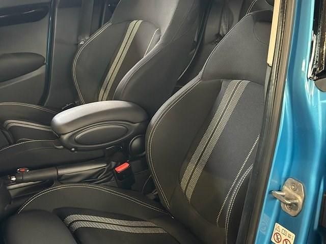 Usado Mini Cooper S Classic 192 HP (141 kW) 2019 Azul Citadino
