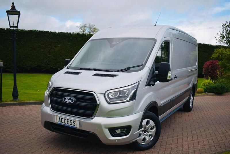 Usado Ford Transit Limited 165 HP (121 kW) 2024 Cinzento Van