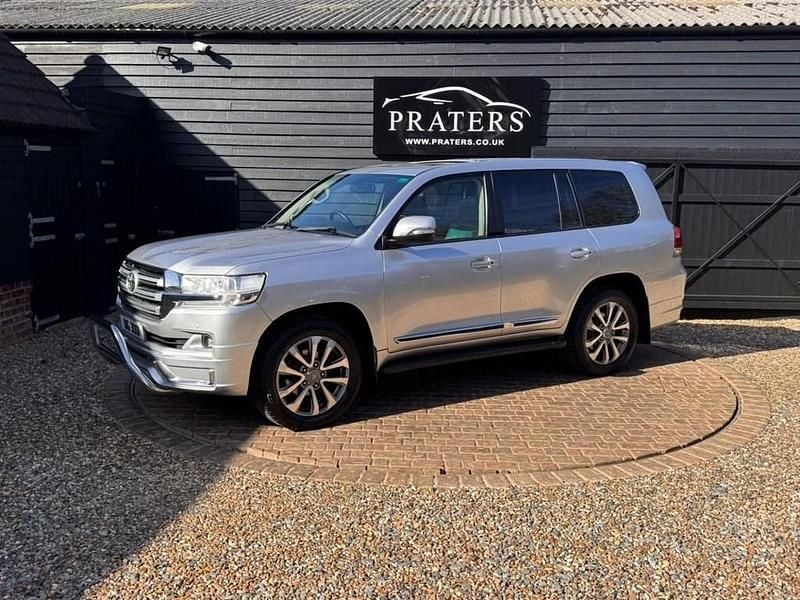 Used Toyota Land Cruiser 286 HP (210 kW) 2010 Silver SUV