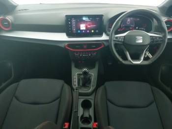 Image 3/4