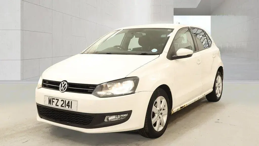 Used VW Polo Match 60 HP (44 kW) 2012 White Hatchback