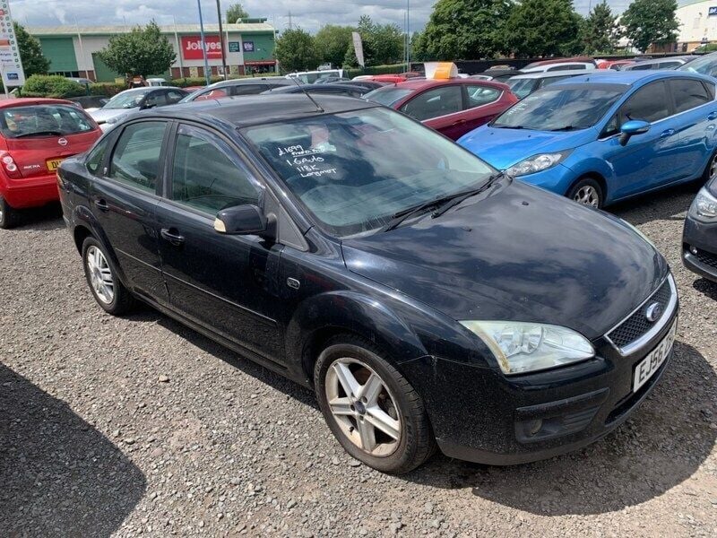 Black Used 2007 Ford Focus Ghia Sedan | £1,550 (Fair price) - Image 1/4