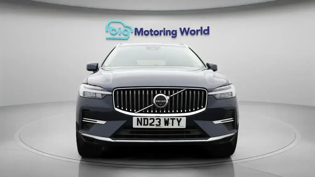 Used Volvo XC60 Ultimate 306 HP (225 kW) 2023 Blue SUV