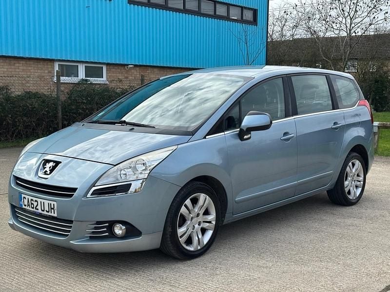 Used Peugeot 5008 Active 112 HP (82 kW) 2012 Blue MPV