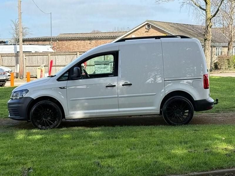 Begagnad VW Caddy Startline 2019 Vit Minibuss