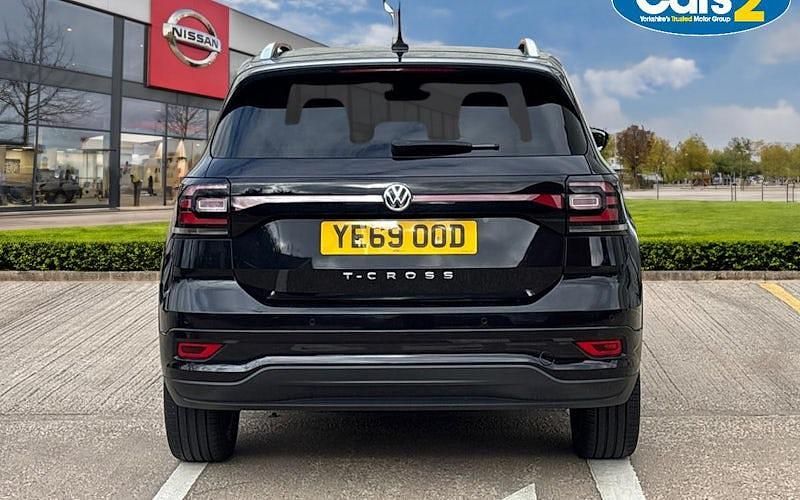 Used VW T-Cross R-line 95 HP (69 kW) 2019 Black SUV
