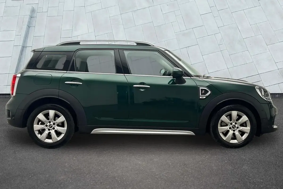 Used Mini Cooper S Countryman 189 HP (139 kW) 2018 Green SUV